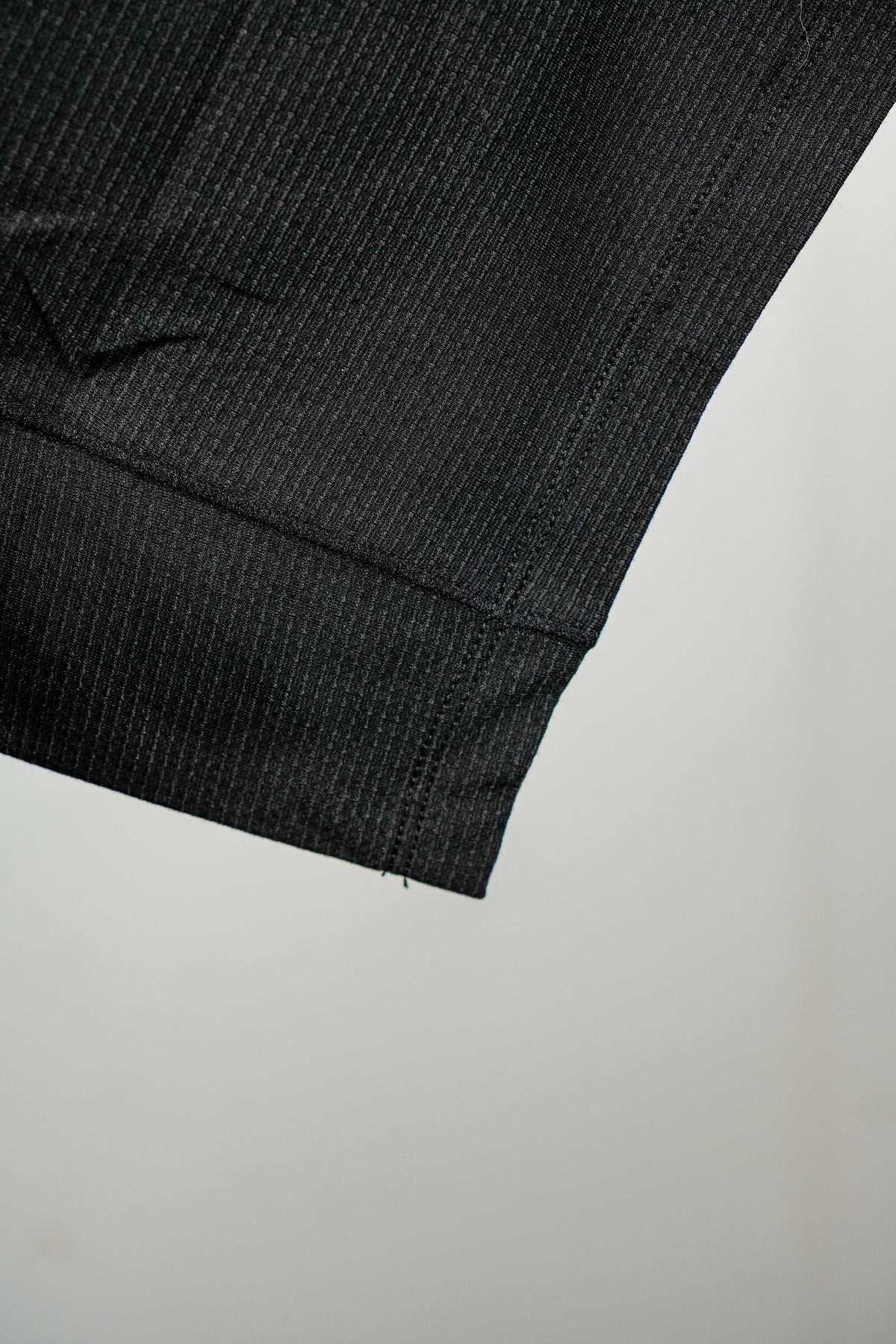 Peony Performance Tee - Black