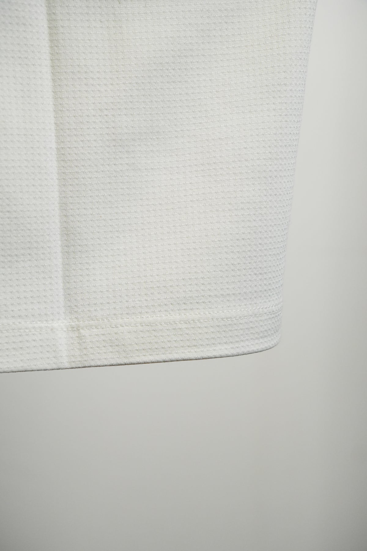 Peony Performance Tee - White/Blush