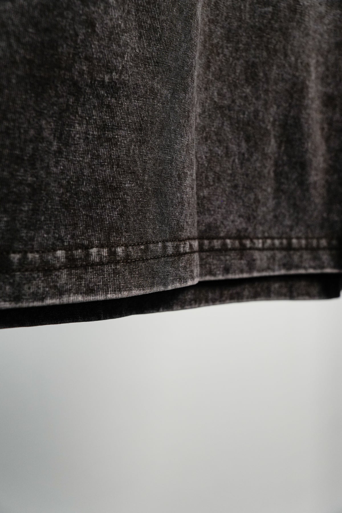Wax Washed W Hand Tee - Dark Grey