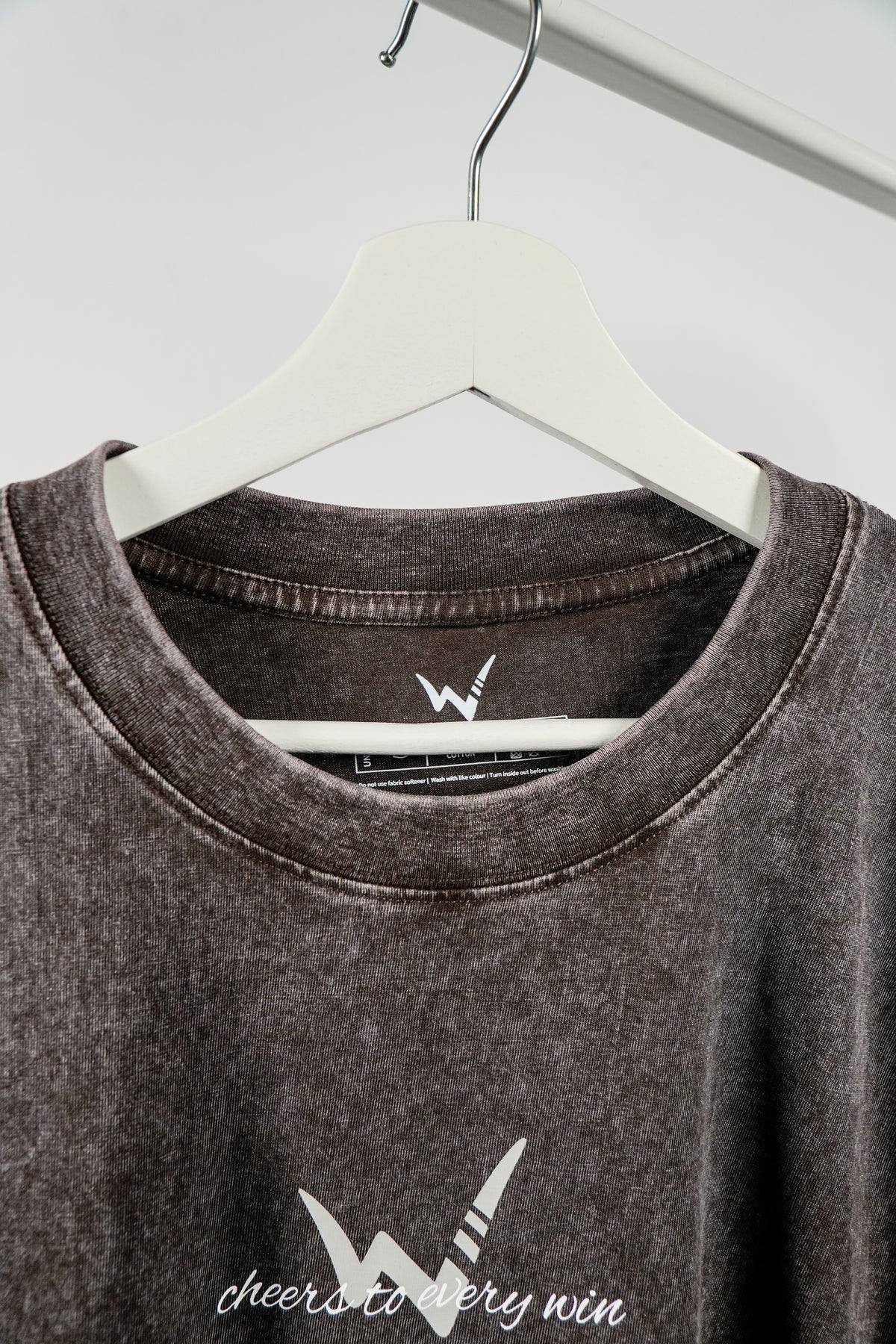 Wax Washed W Hand Tee - Dark Grey
